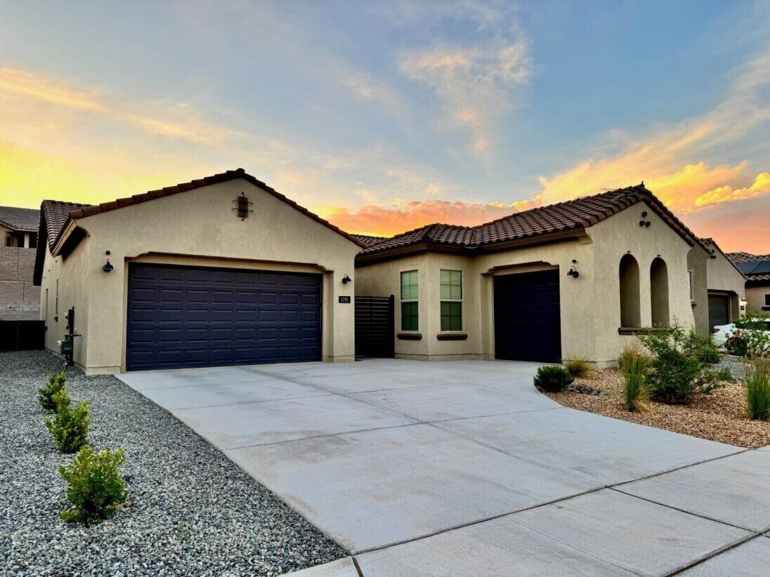 Gorgeous Single story 2,669 sqft 3bdrm, 2.5bth, MovieRm, 3car garage. Gourmet Kitchen, oversized pantry, granite island, stainless steel appliances. Porcelain 12x24 tile, carpet all 4 rms. Formal & Informal Dining, Laundry Rm w/ storage, Main Suite w/ separate tile tub, shwr. XL windows, glass sliders, 10' ceilings, feature walls, electric fp, high-end light fixtures, ceiling fans. Landscaped front & backyard,10' privacy back wall. Gated community, mt&city views. Dog park, play area, Bball crt.