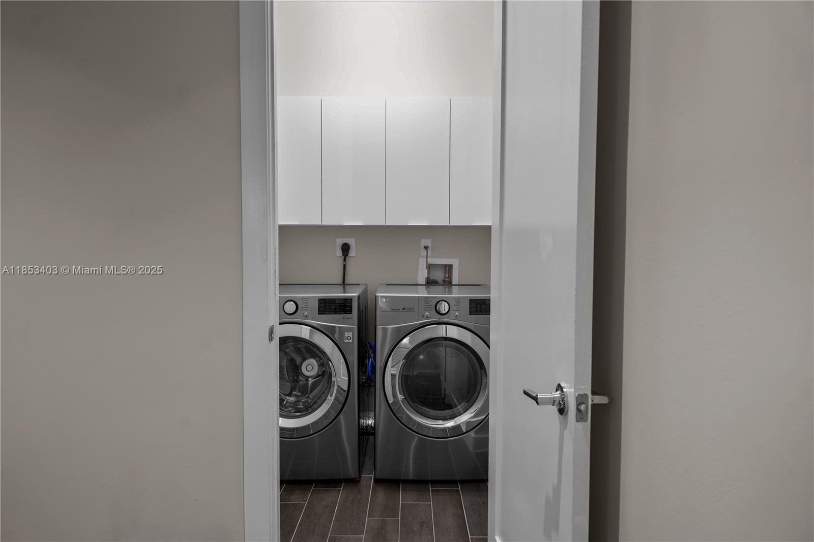 Property photo # 9