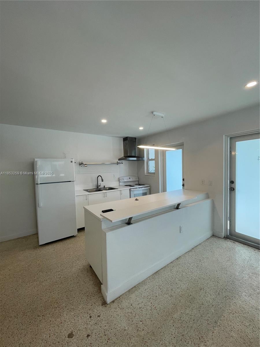 Property photo # 6