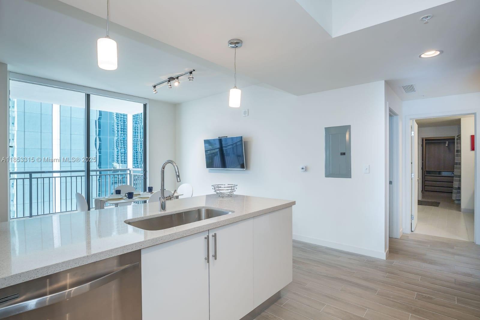 Property photo # 6