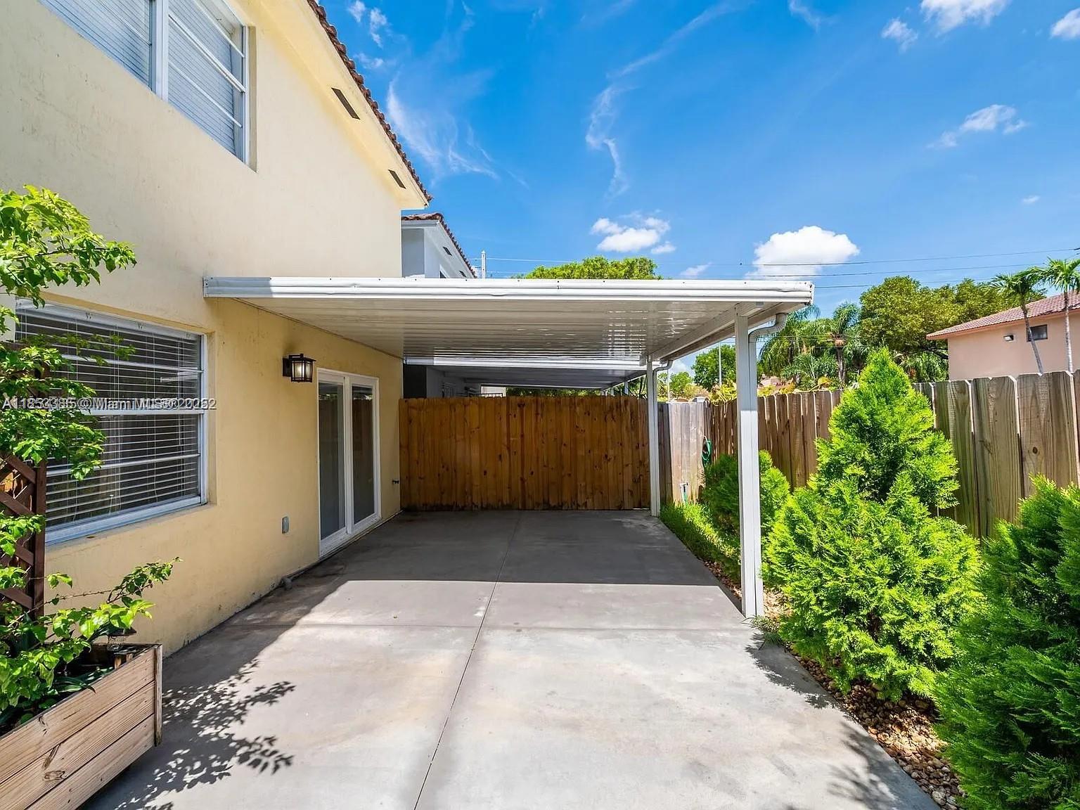 Property photo # 8