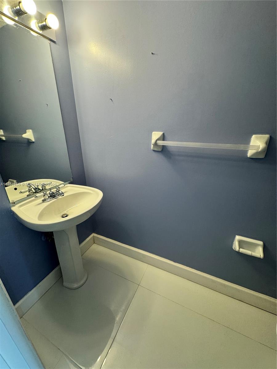 Property photo # 7
