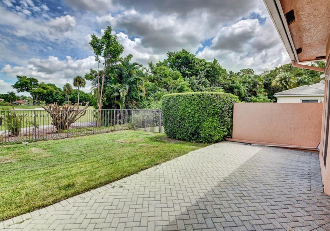 Property photo # 9