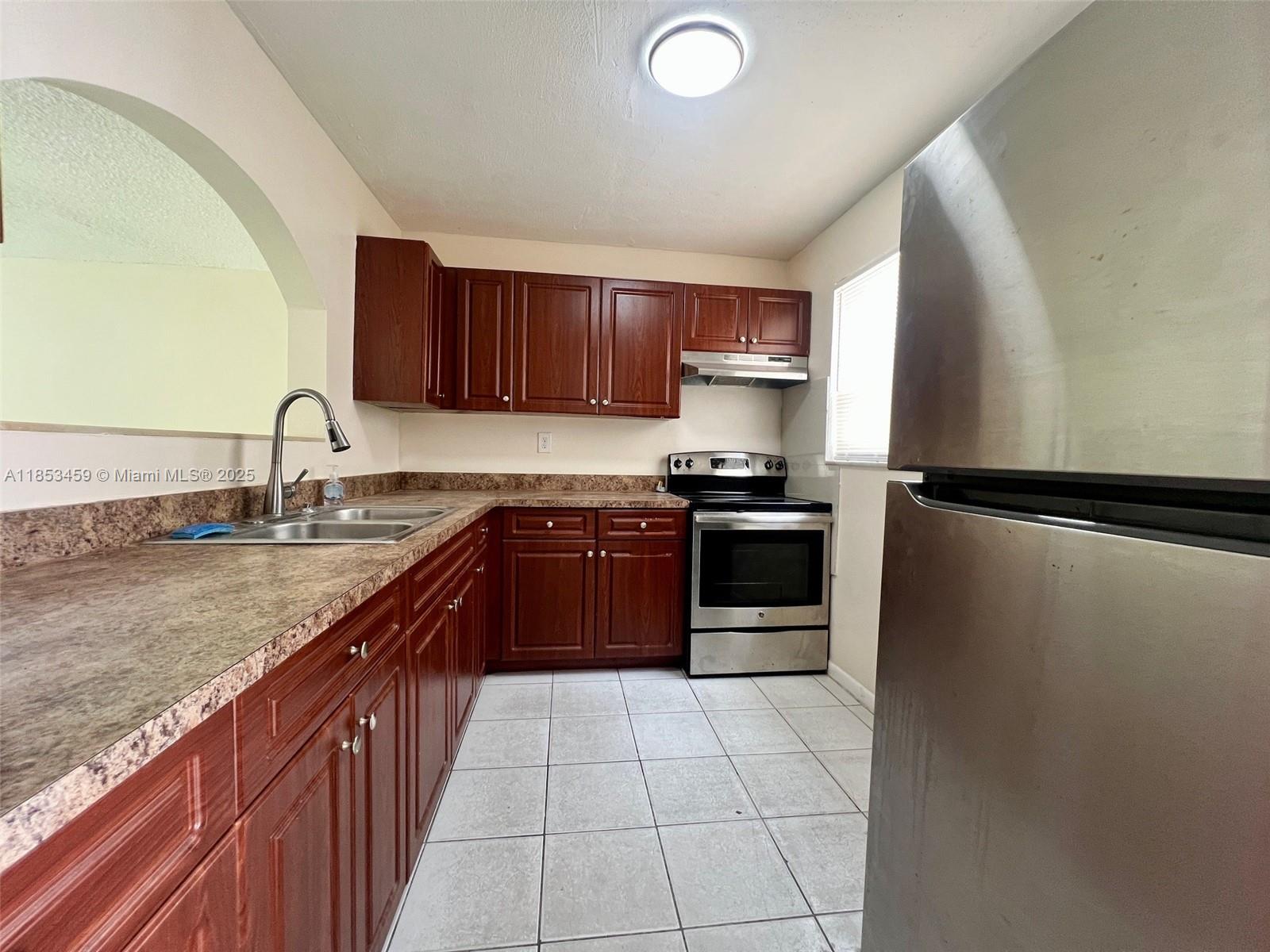 Property photo # 3