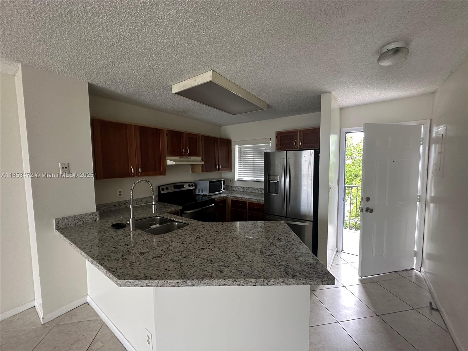 Property photo # 0