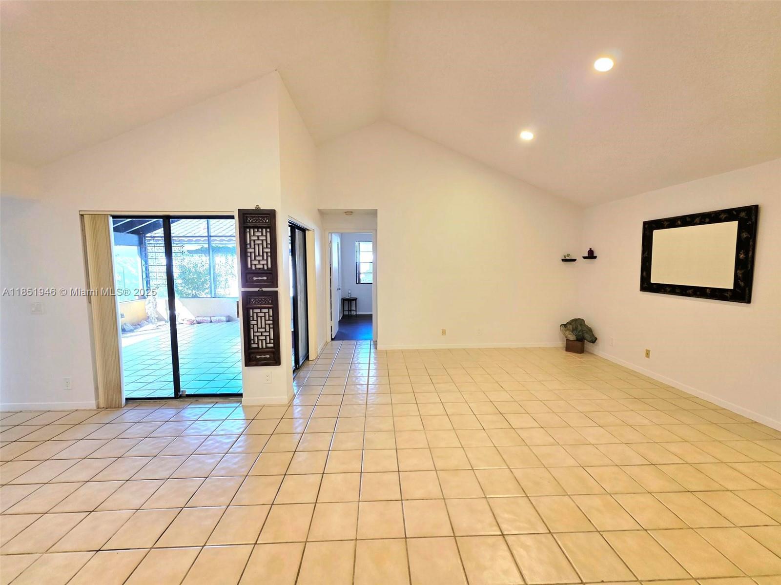 Property photo # 6