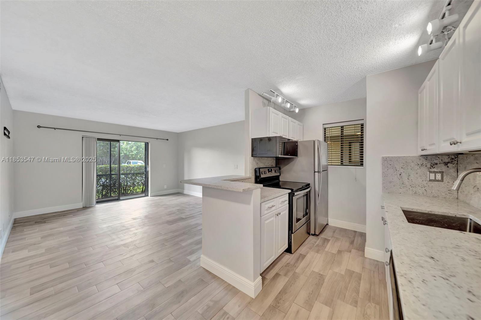 Property photo # 9