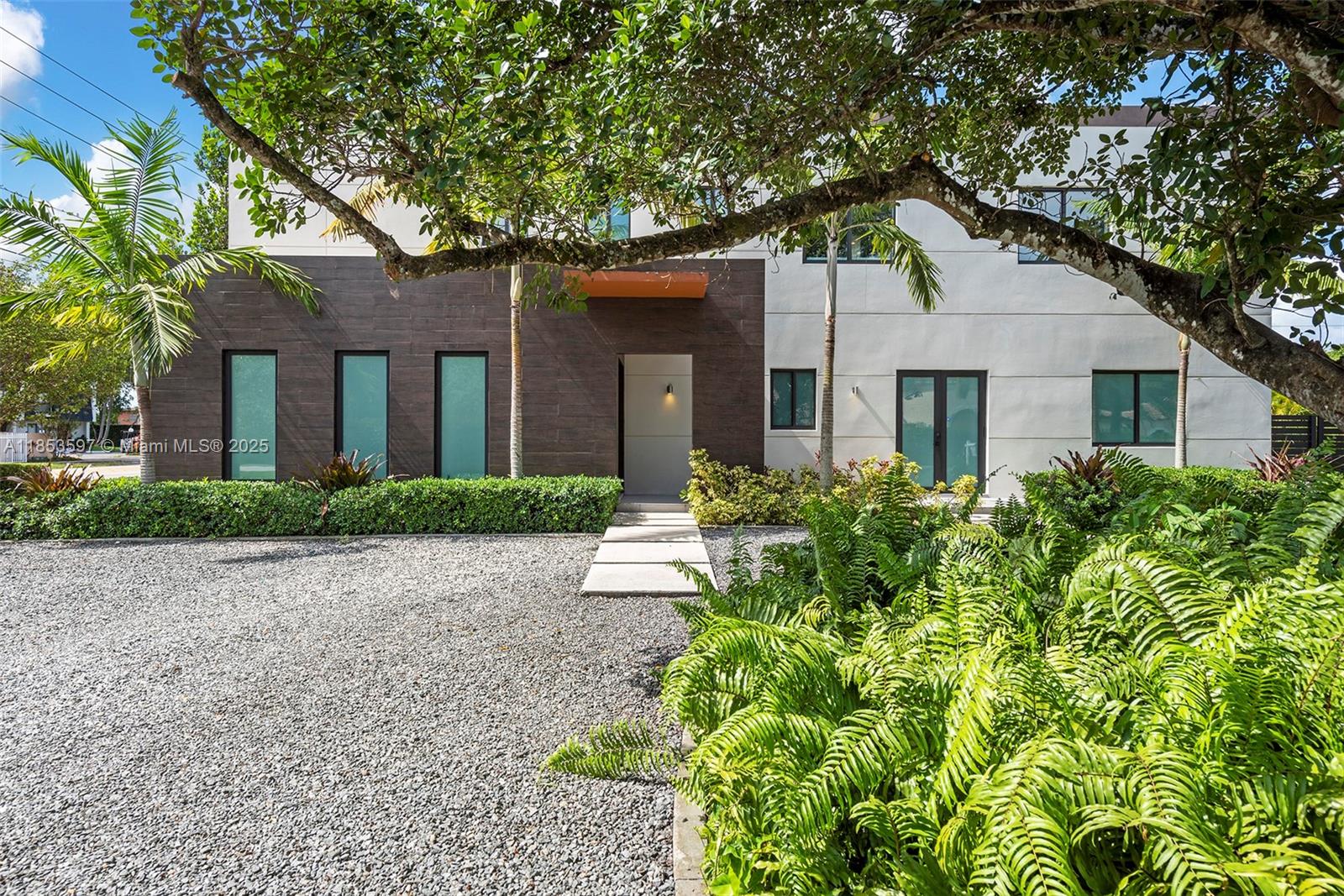 Property photo # 4
