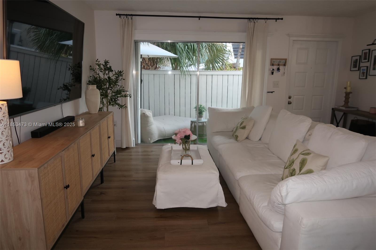 Property photo # 7