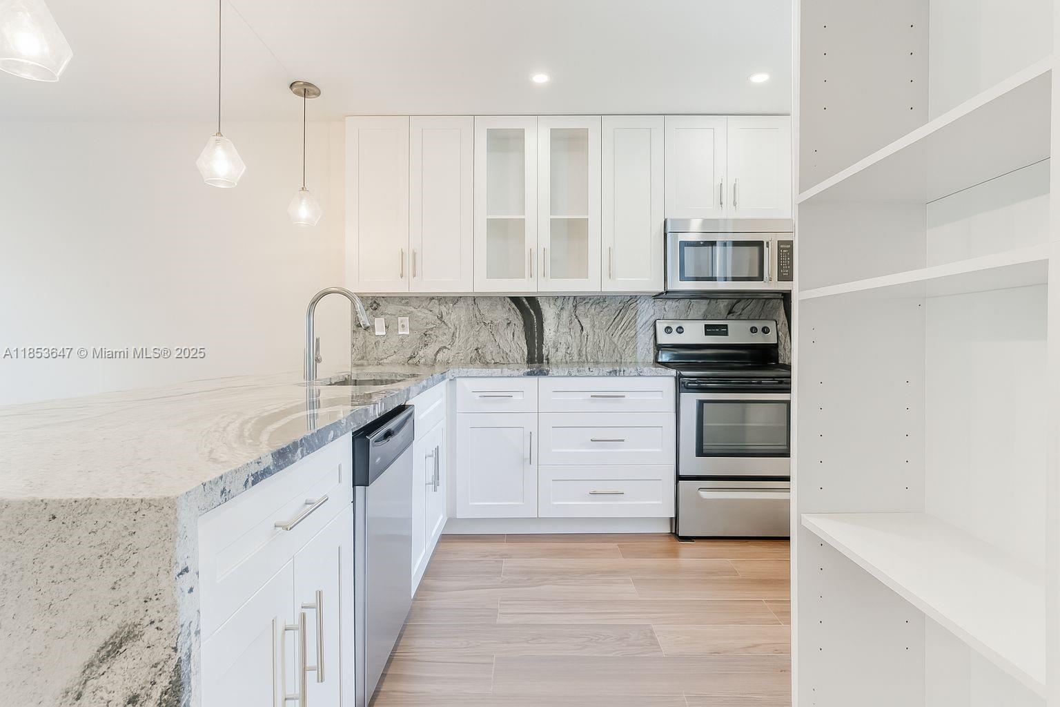 Property photo # 4