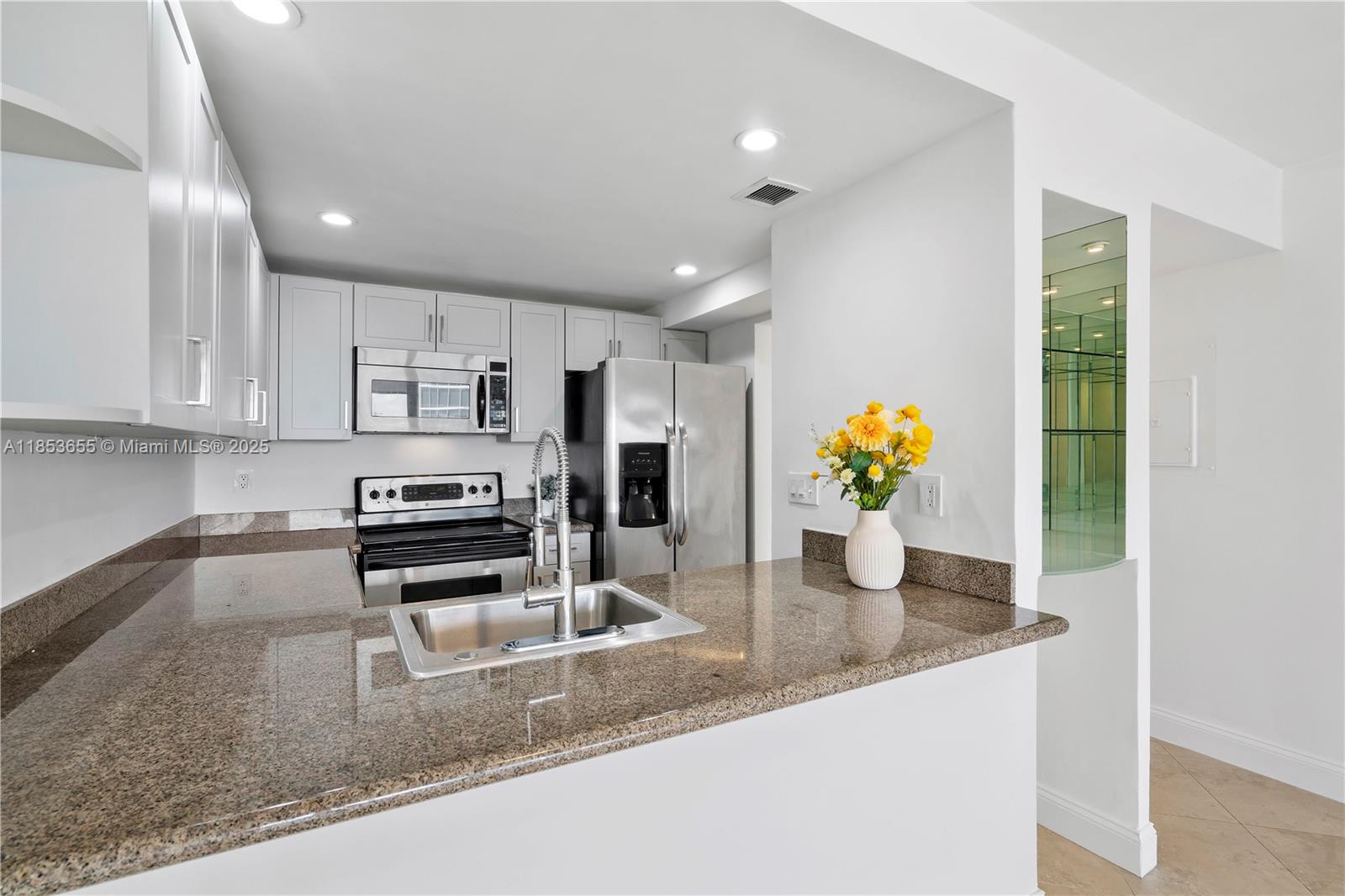Property photo # 7