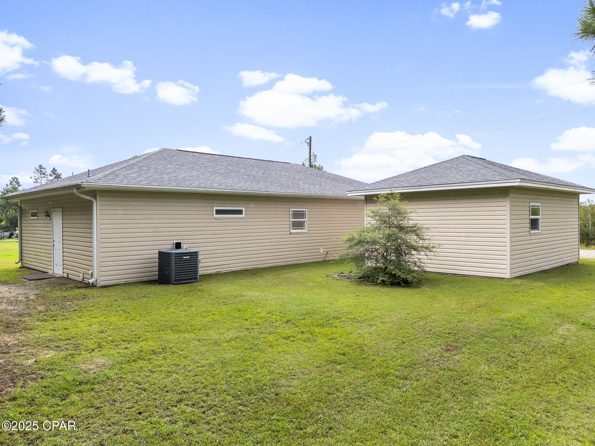 Image 20 For 8521 Hudson Road
