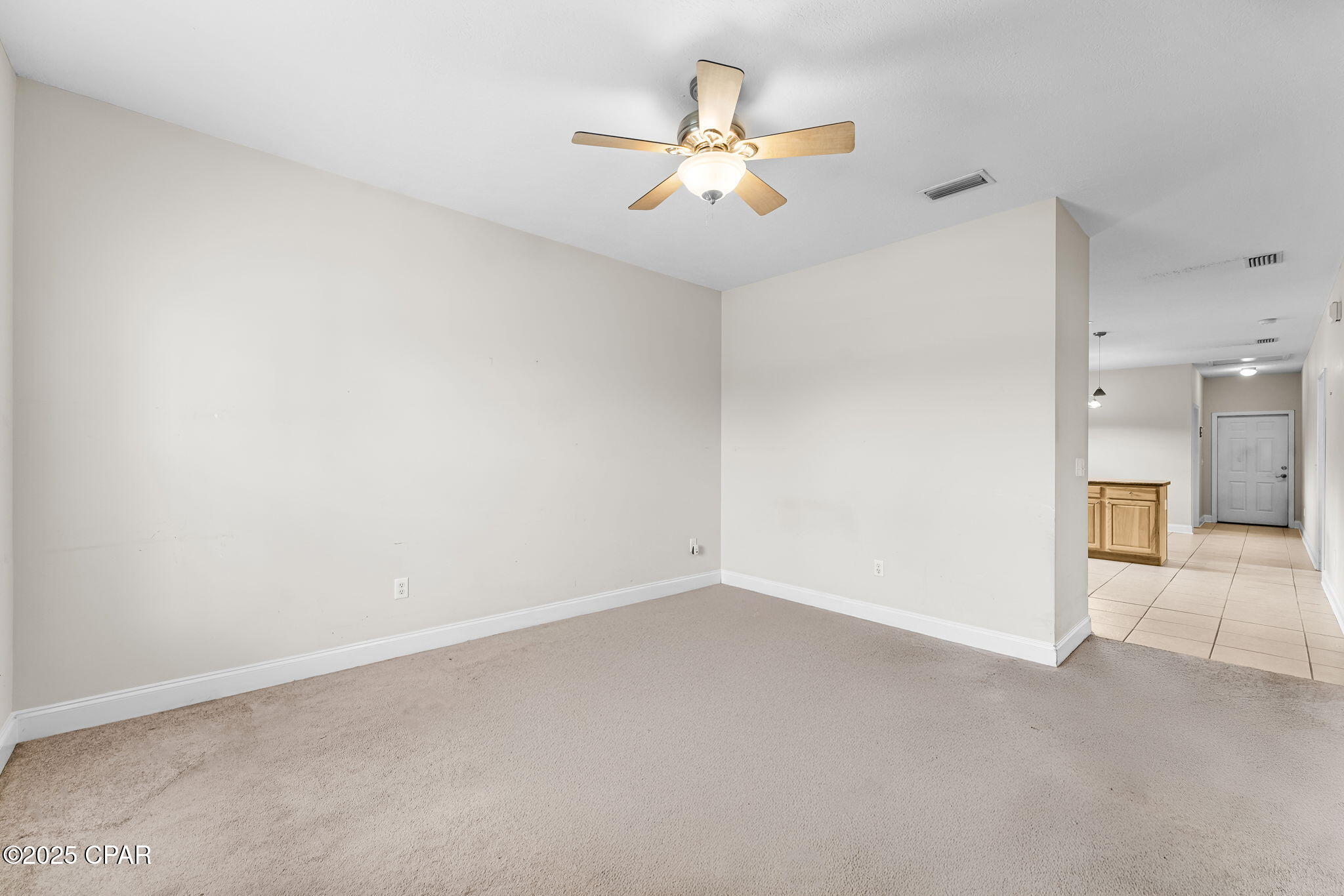 Image 4 For 8521 Hudson Road