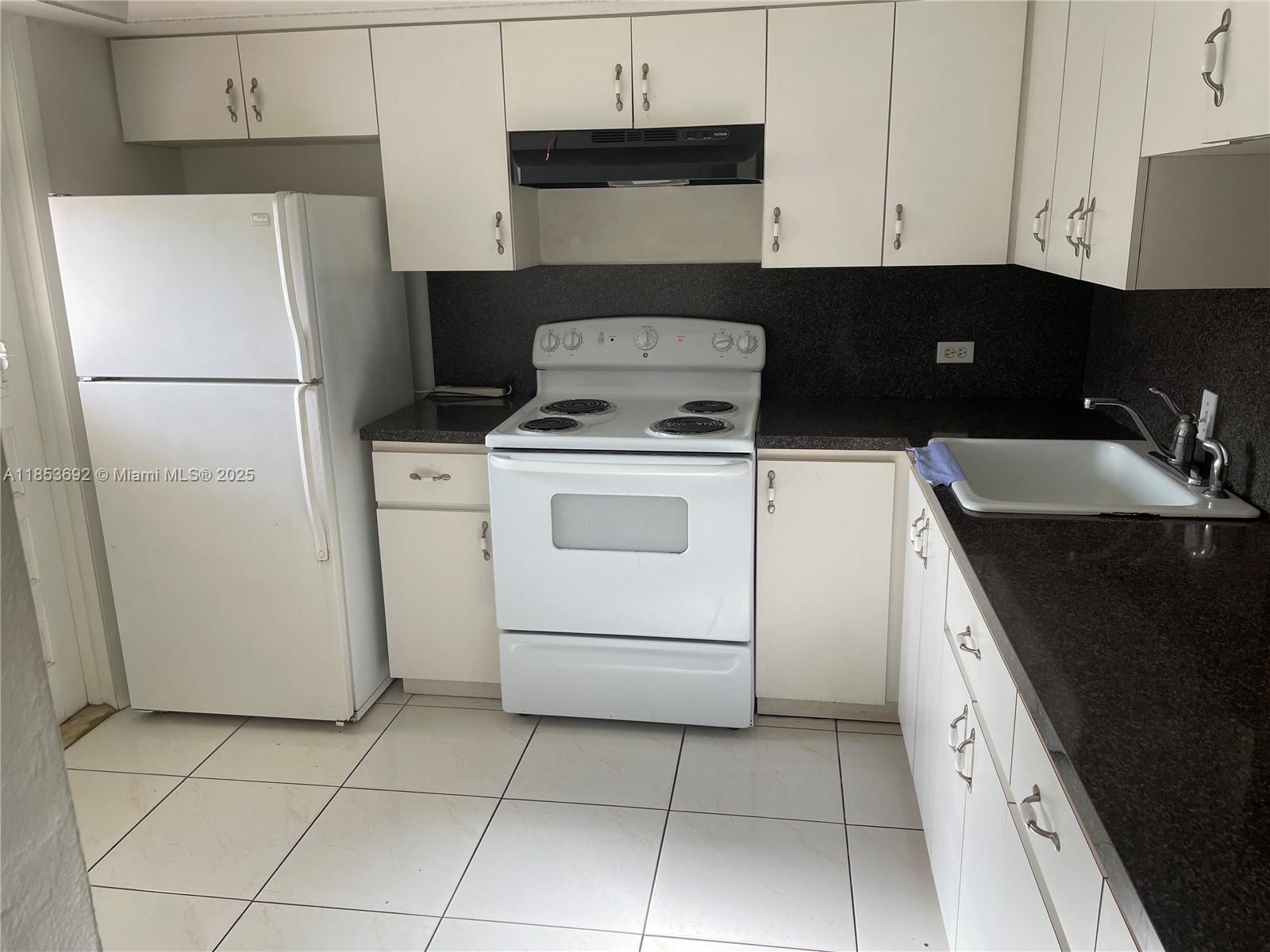Property photo # 0