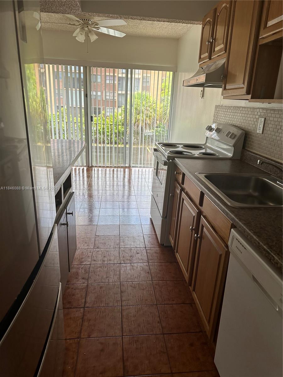 Property photo # 2