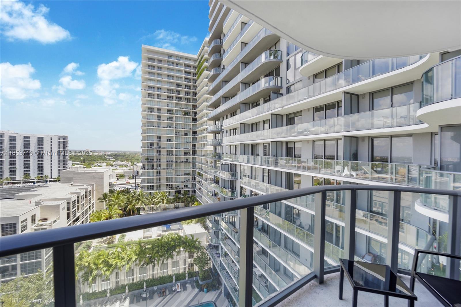 121 NE 34th St #1715, Miami FL 33137