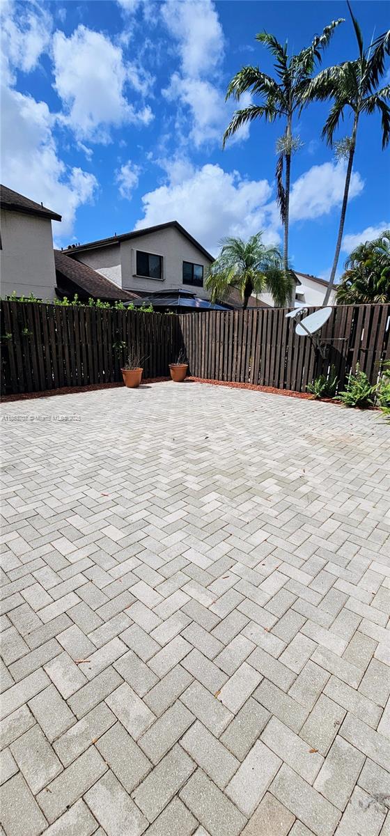 Property photo # 6