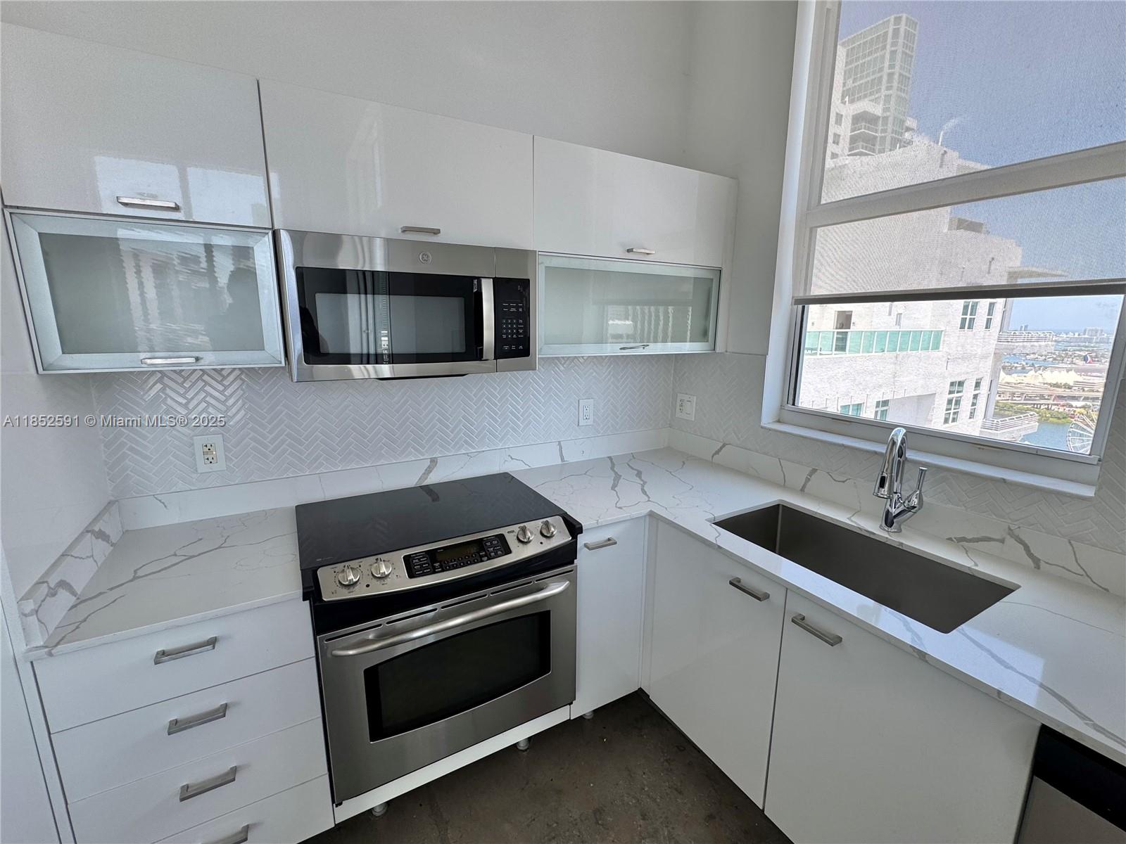 Property photo # 7