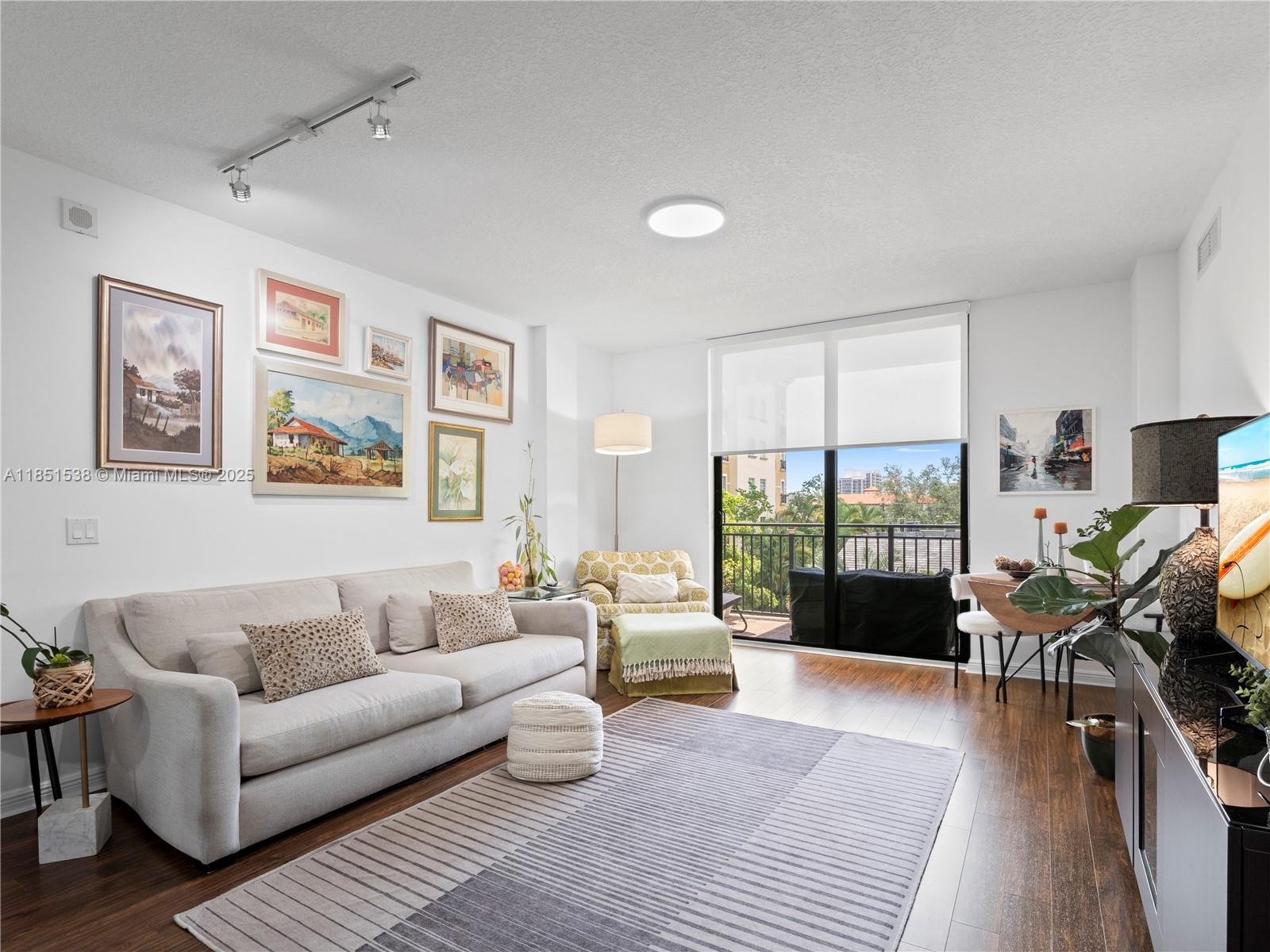 Property photo # 4