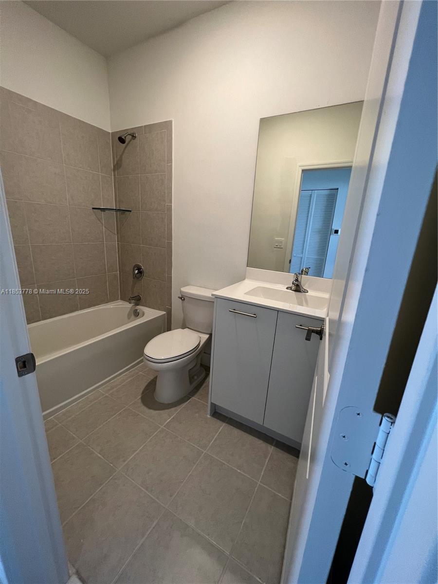 Property photo # 8