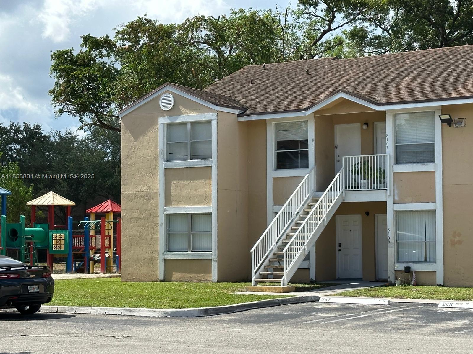 Property photo # 0