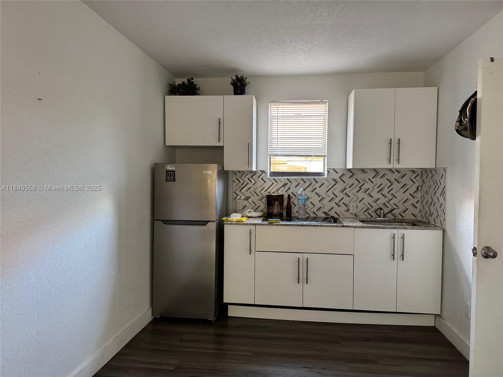 Property photo # 8