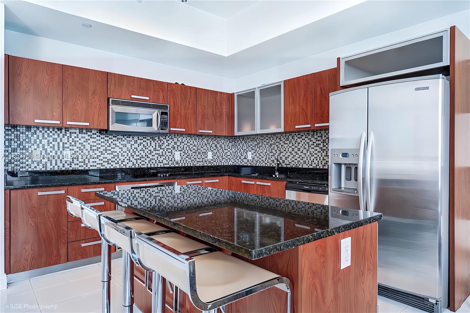 3131 NE 188th St PH1-1210