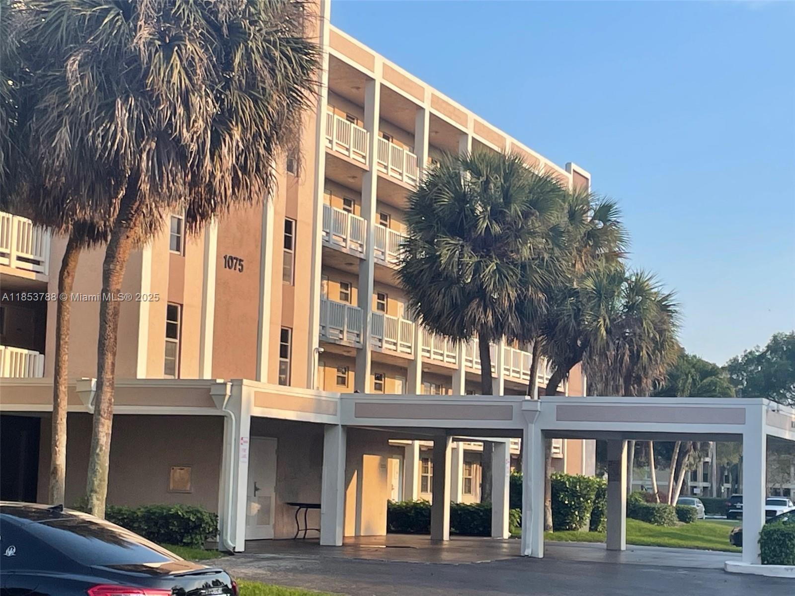 1075 Riverside Dr Unit 203, Coral Springs, Florida 33071