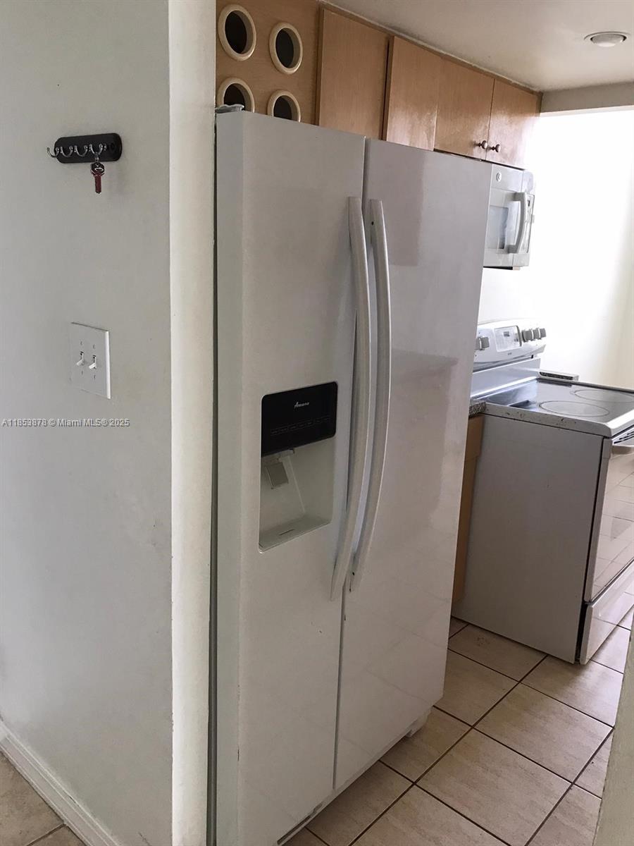 Property photo # 4