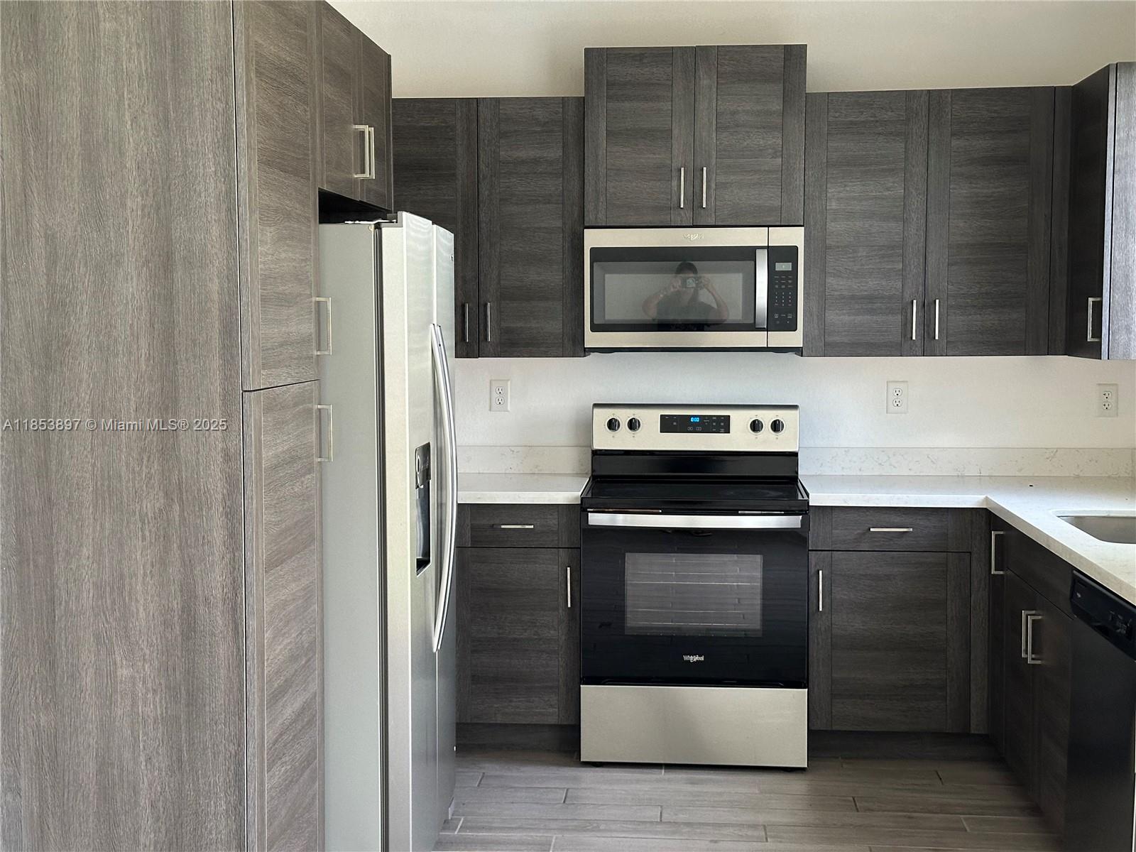 Property photo # 3