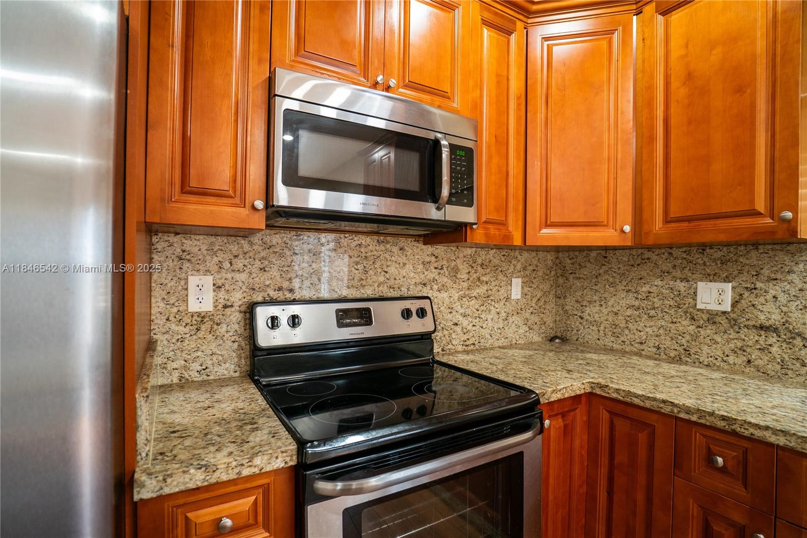 Property photo # 9