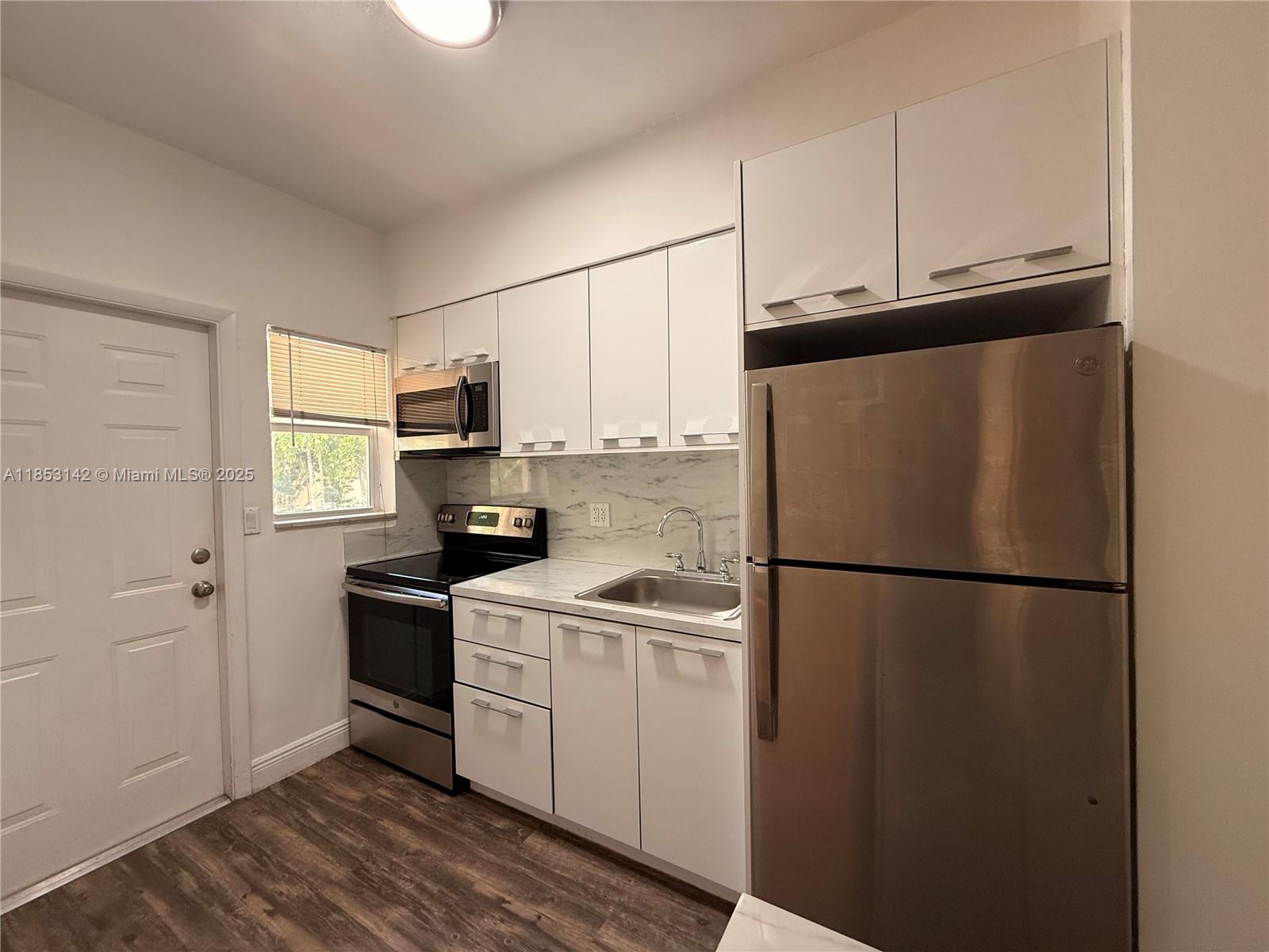 Property photo # 9