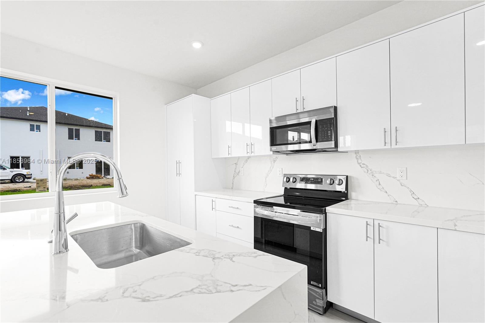 Property photo # 5