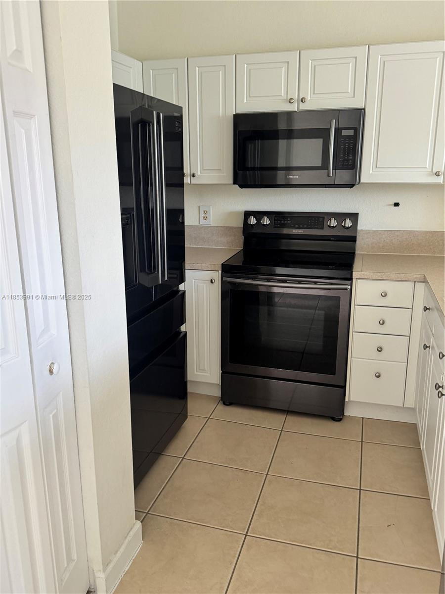 Property photo # 9