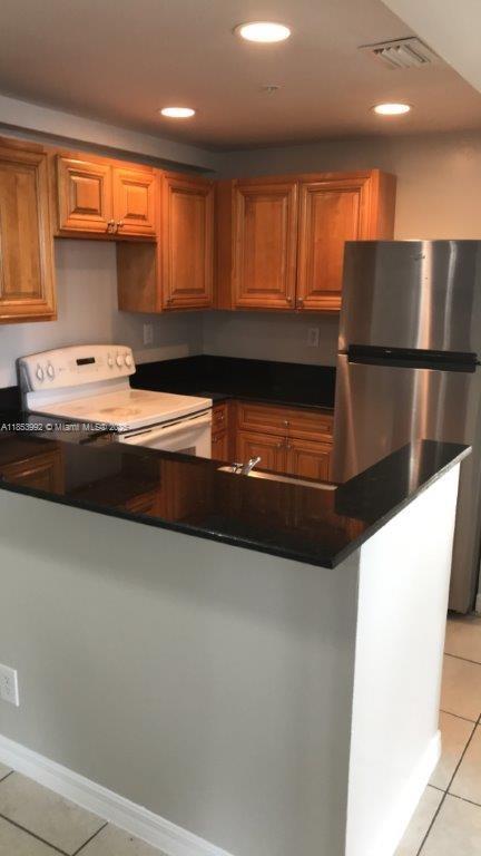 Property photo # 4