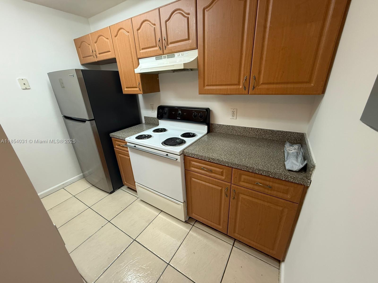 Property photo # 9
