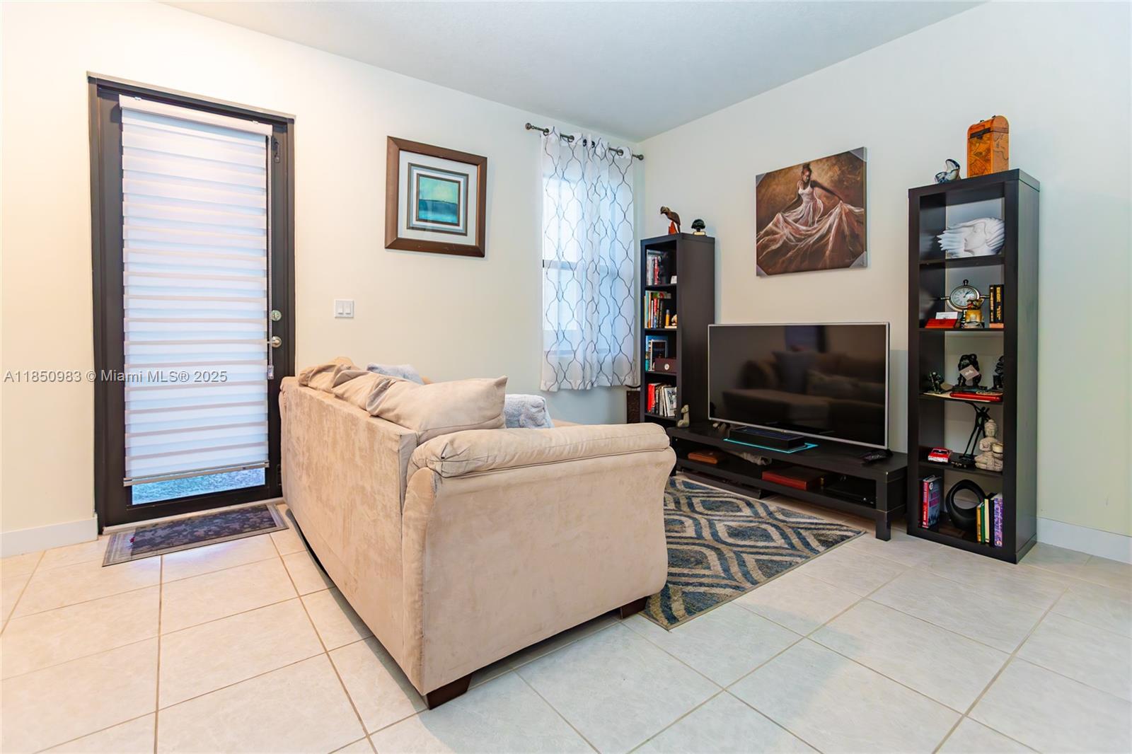 Property photo # 4