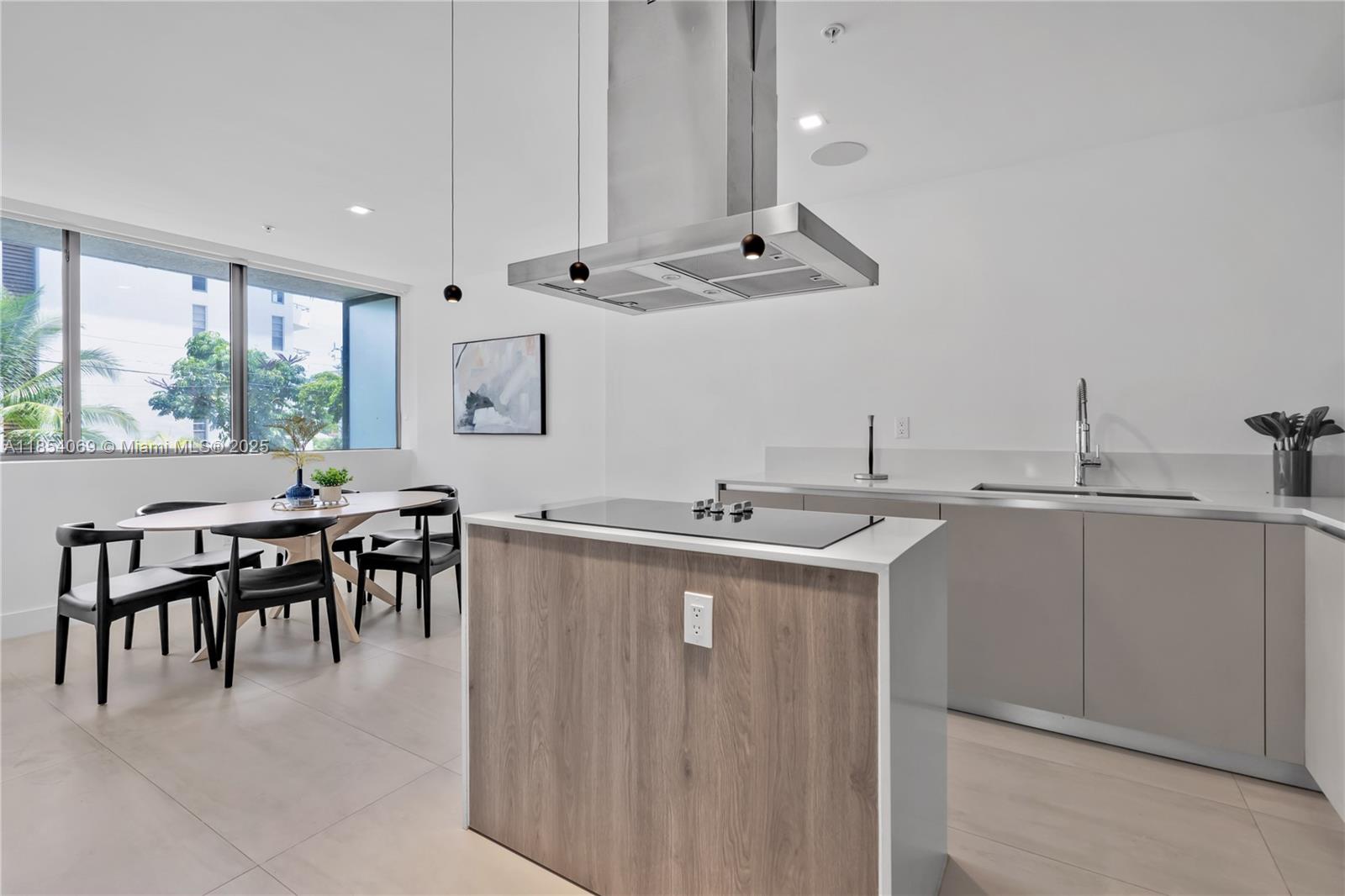 Property photo # 9