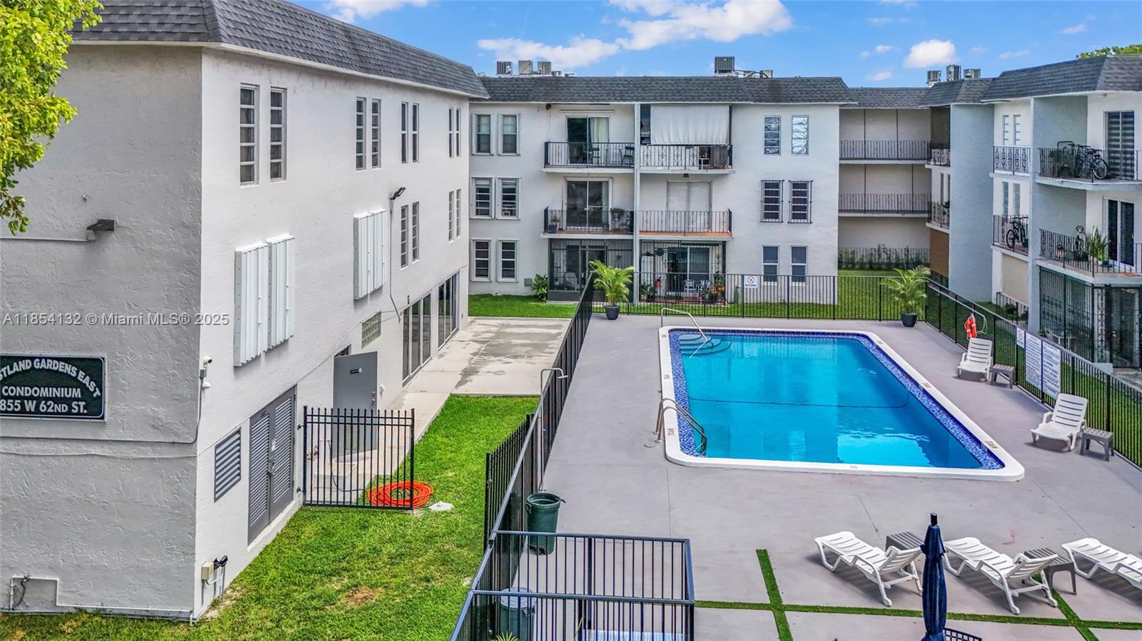 1855 62nd St Unit E-306, Hialeah, Florida 33012