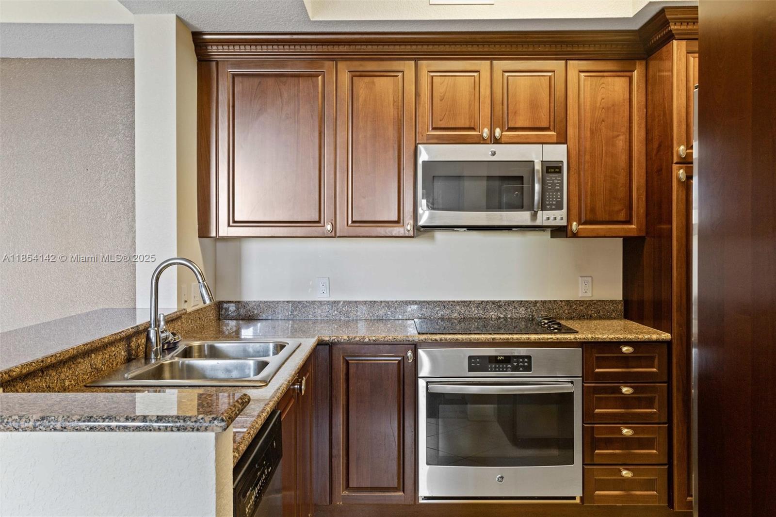 Property photo # 8