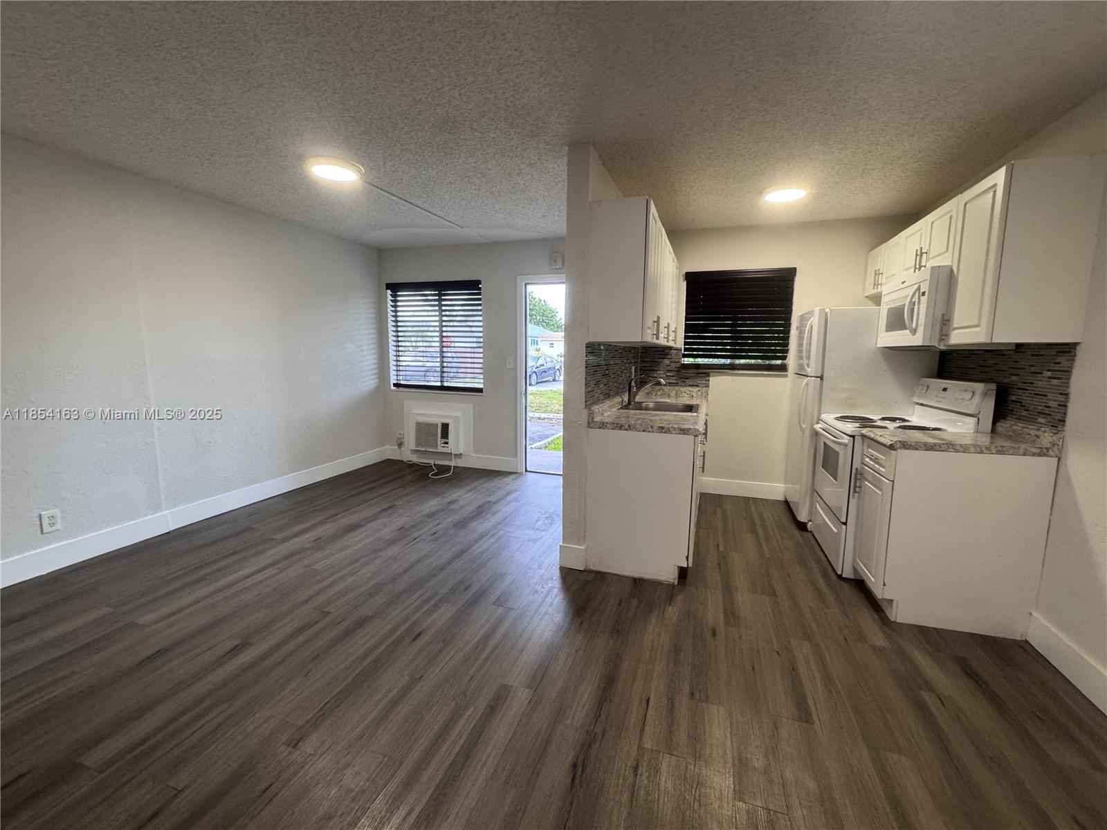 Property photo # 2