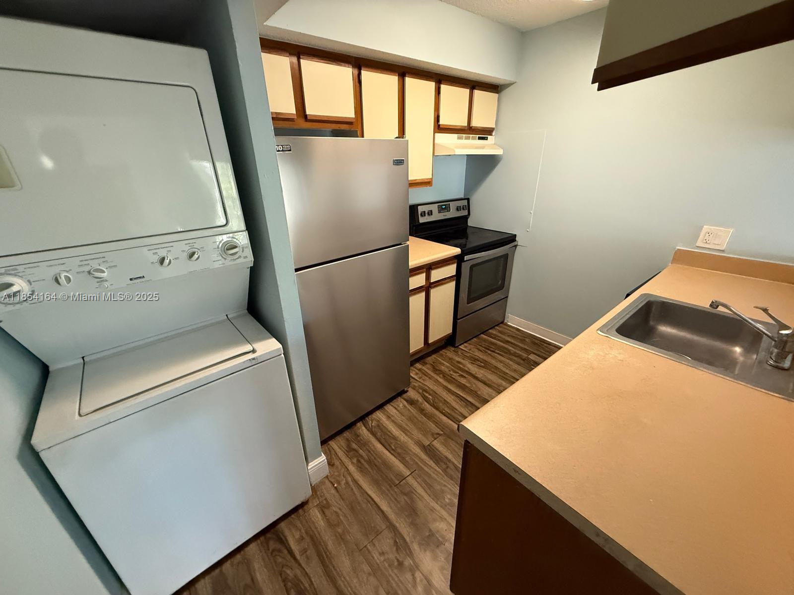 Property photo # 0