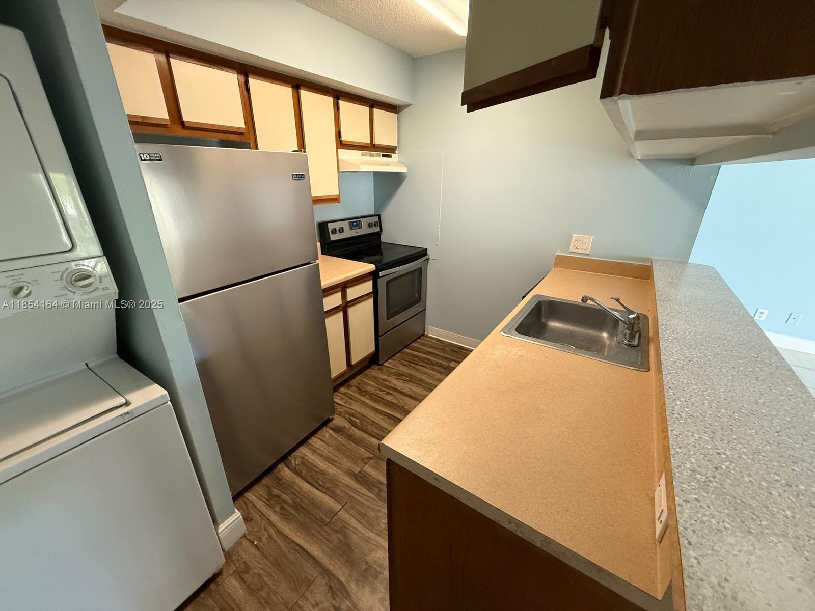 Property photo # 6