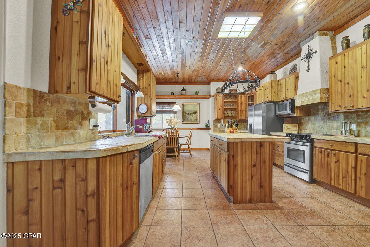 Image 17 For 35 Blue Bayou Drive