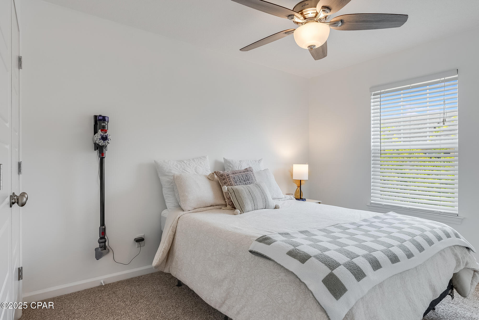 Yi 7 Xg8p0xjvhhpoa0rjibzl8sgniqyq4edfni791s