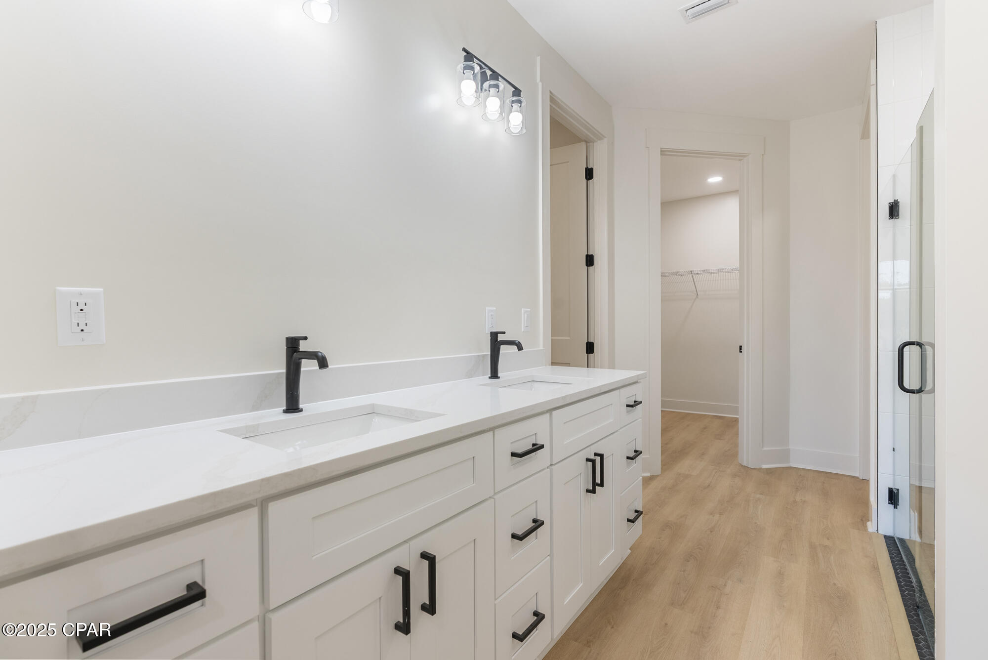 9  Jytqwjhzpivcjwtzcoofetrxdm4ixomviieasikg