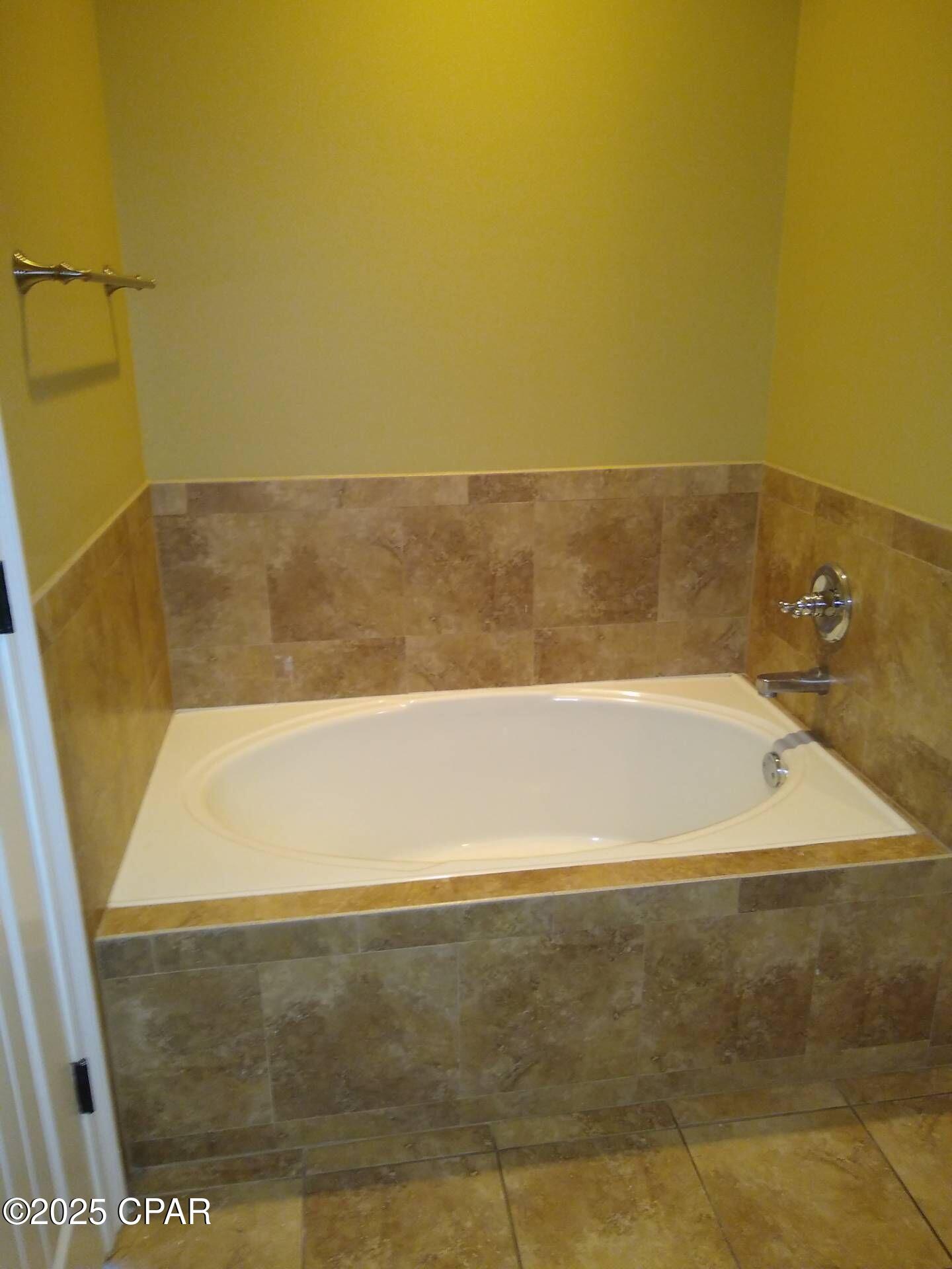 Pb4nxky9a Wtx3himjjk5gsccdn Qcmravty8hrjttm