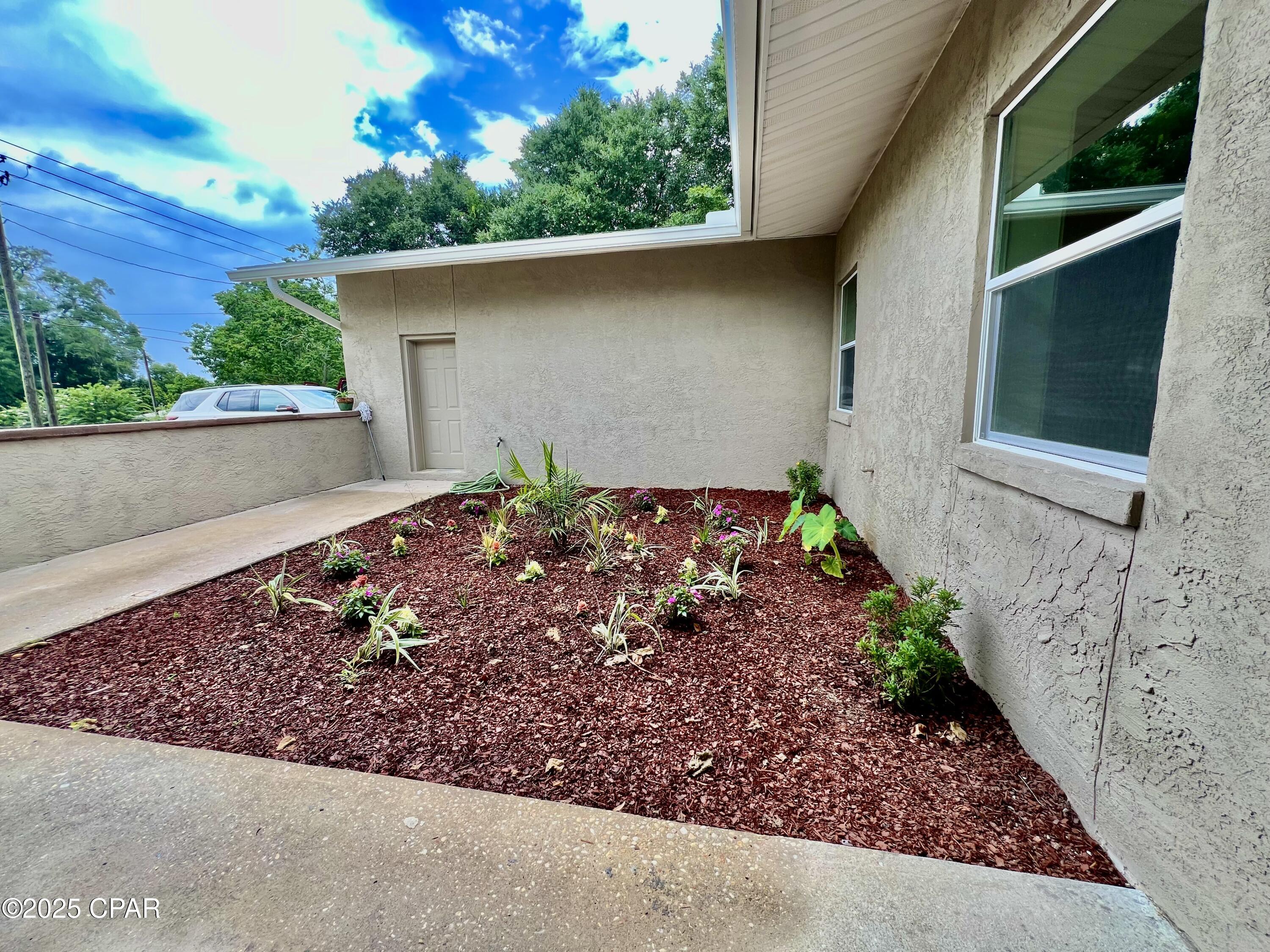 Image 15 For 16 1st Street