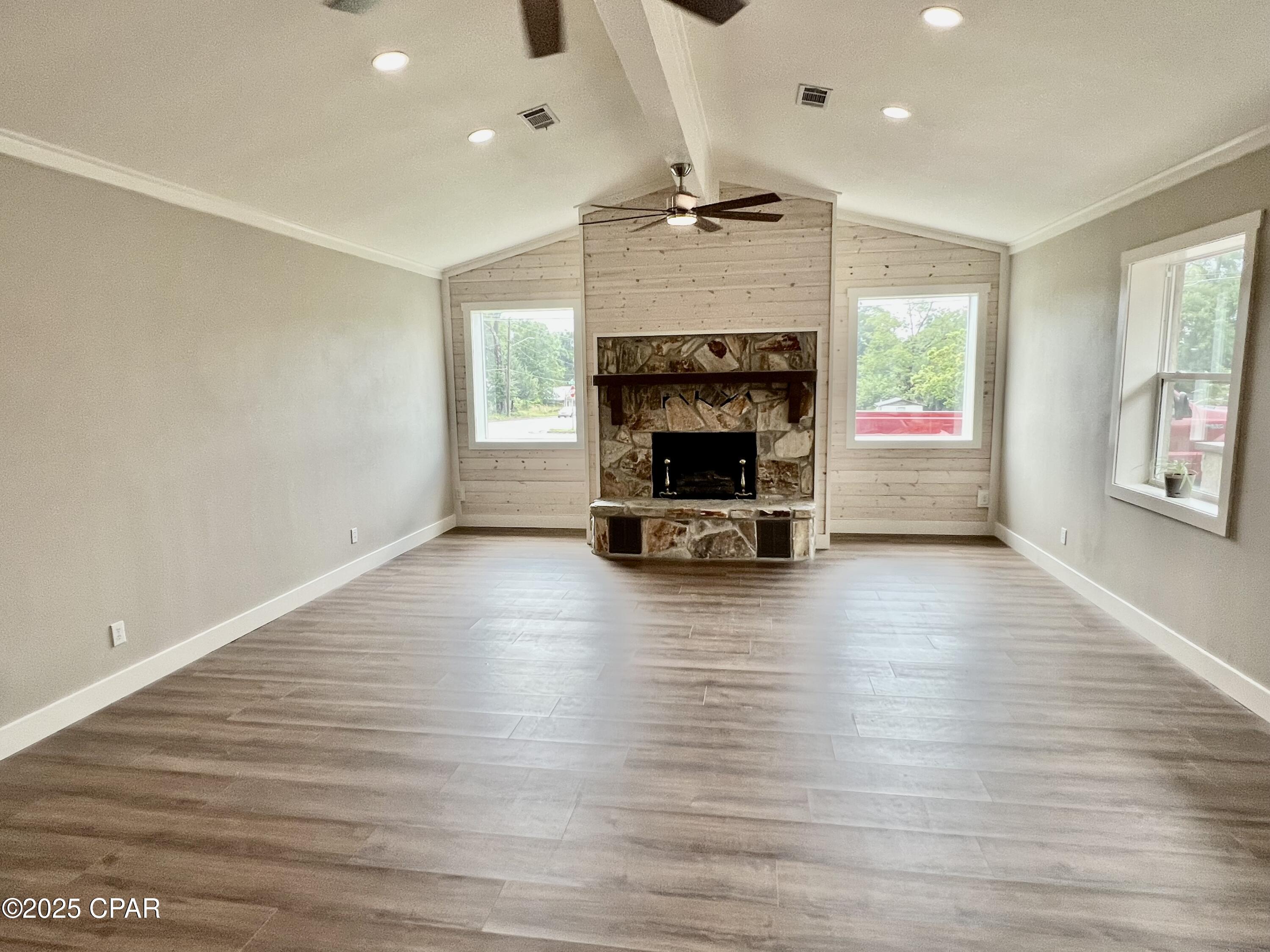 Image 5 For 16 1st Street