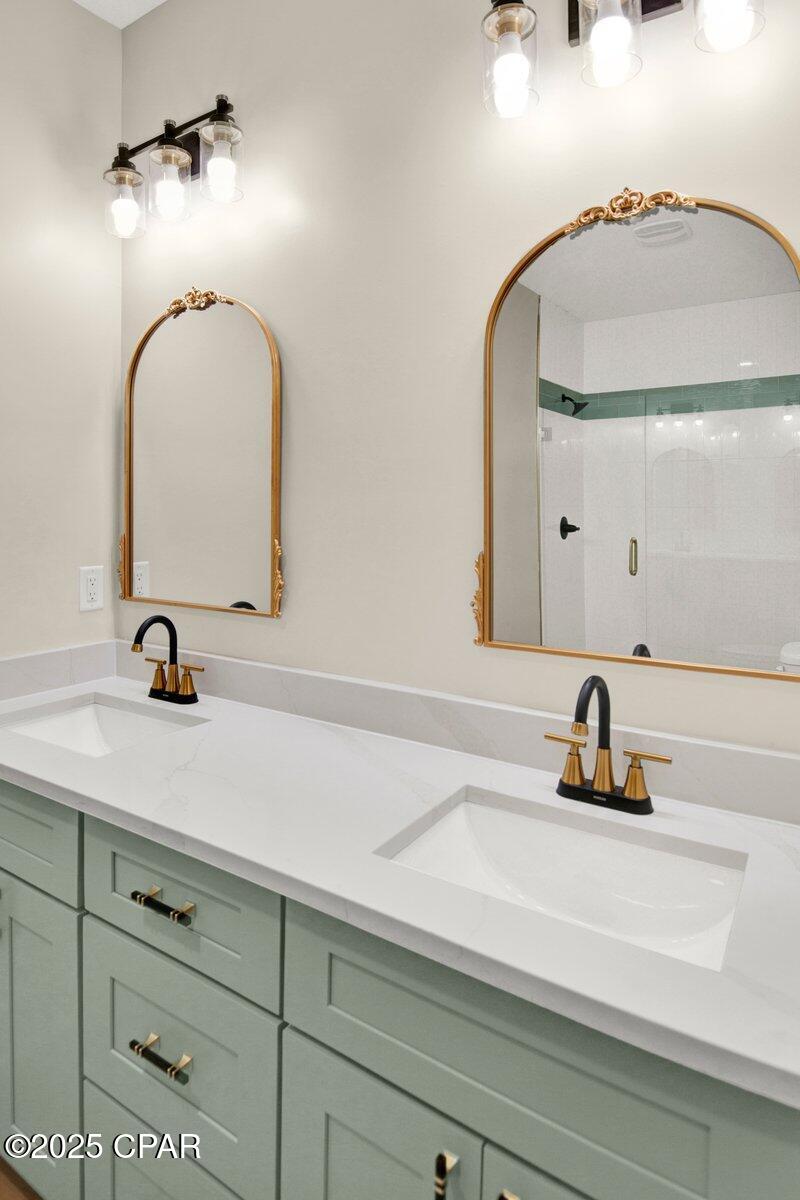 Udanbptmxlviawi78zd2tmf6_yq Fp Trxov22flqgk